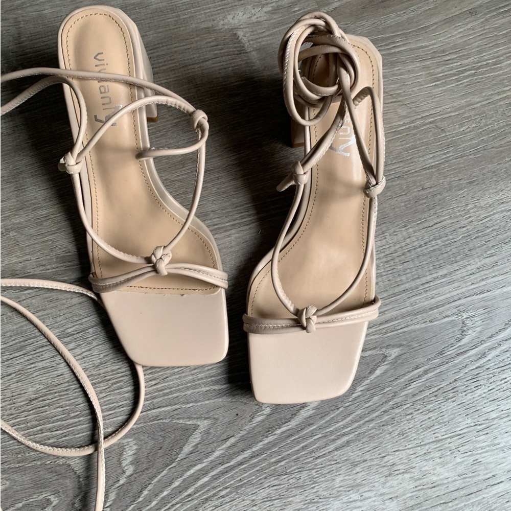 CREAM STRAPPY HEEL SANDALS - Picture 3 of 8